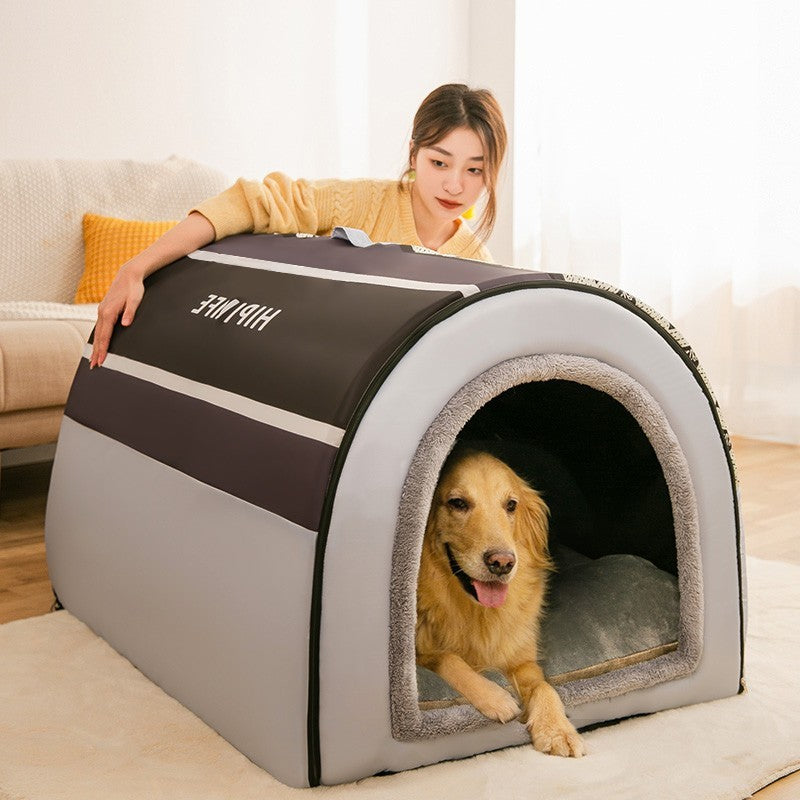Warm Dog House For Medium And Large Dogs In Autumn