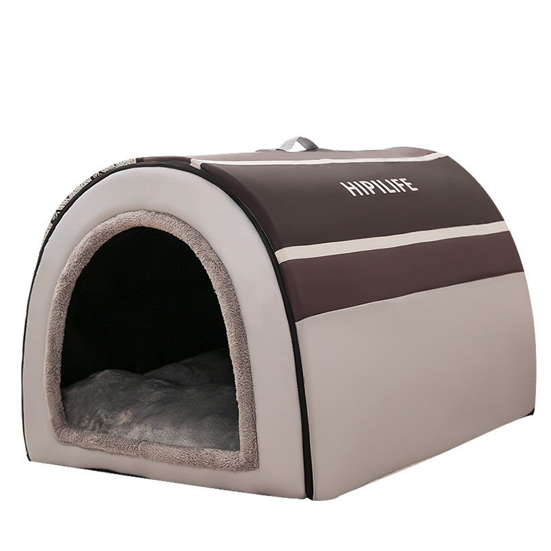 Warm Dog House For Medium And Large Dogs In Autumn